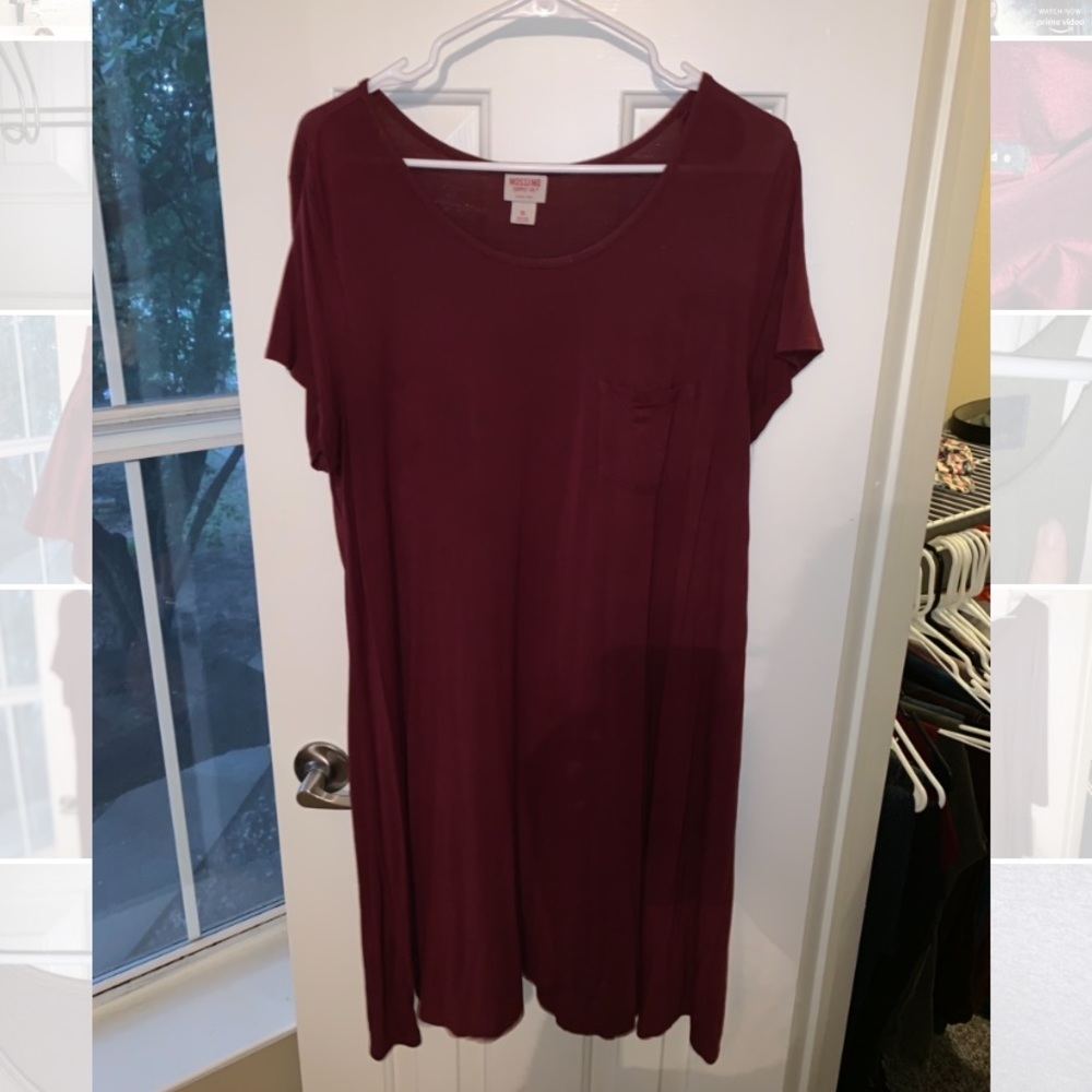 Maroon T shirt dress - Size XL